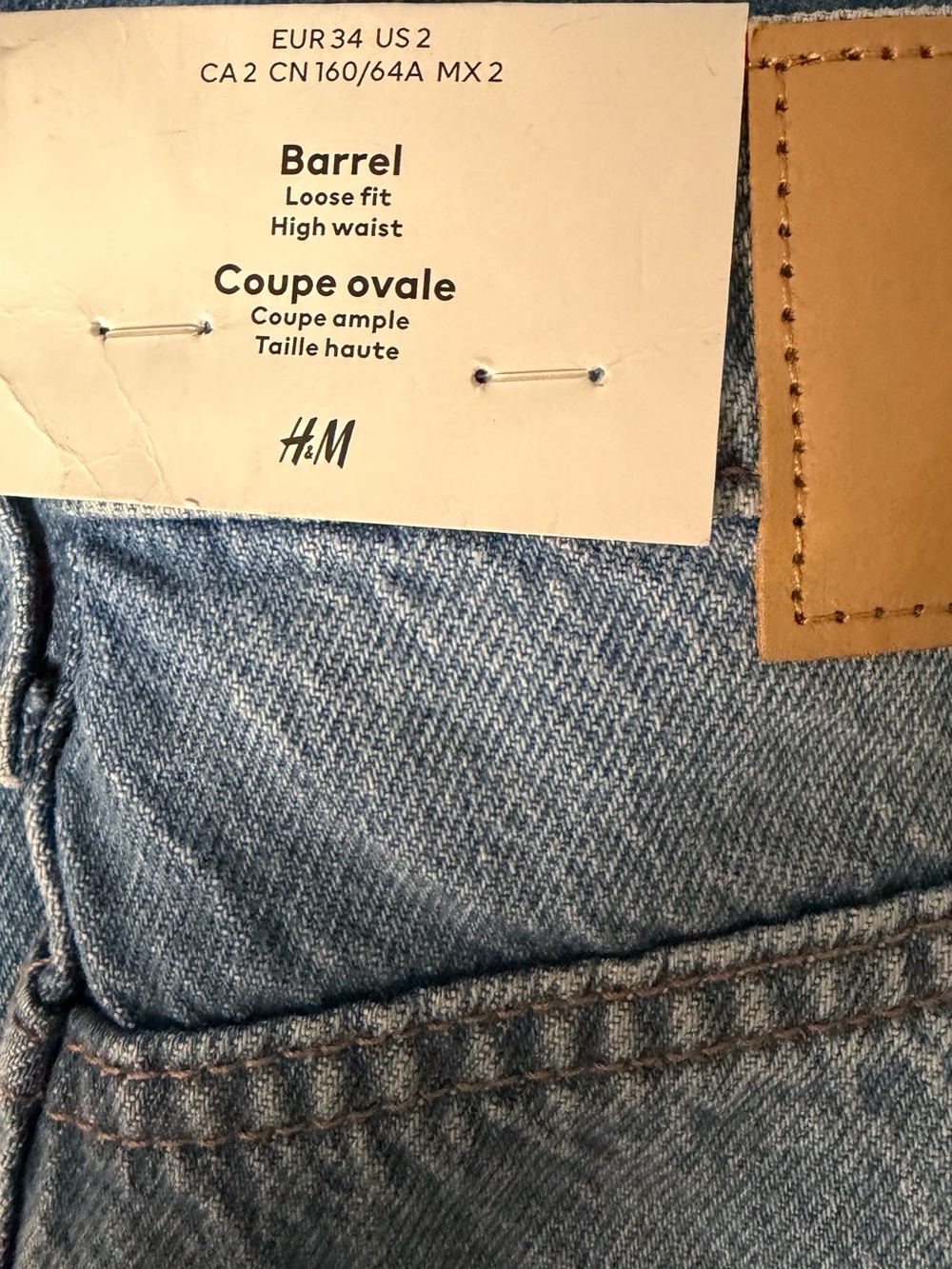 H&M Barrel High-Waist Loose Fit Jeans - Light Blue size 2